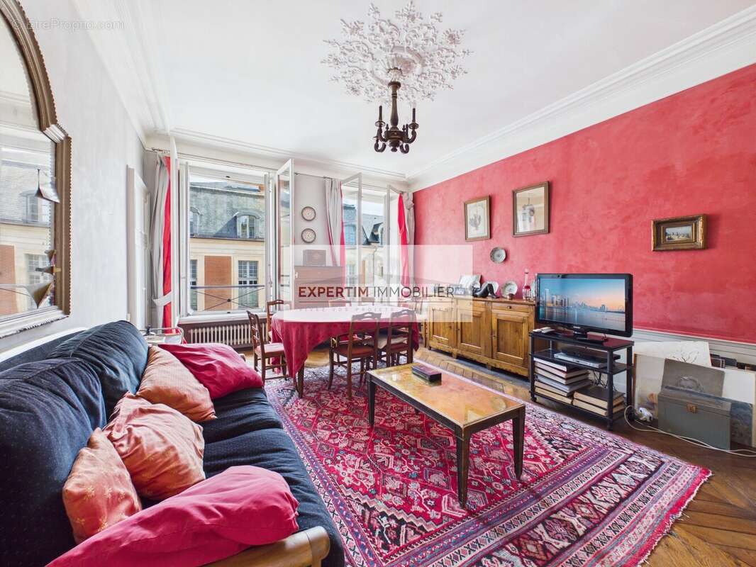 Appartement à VERSAILLES