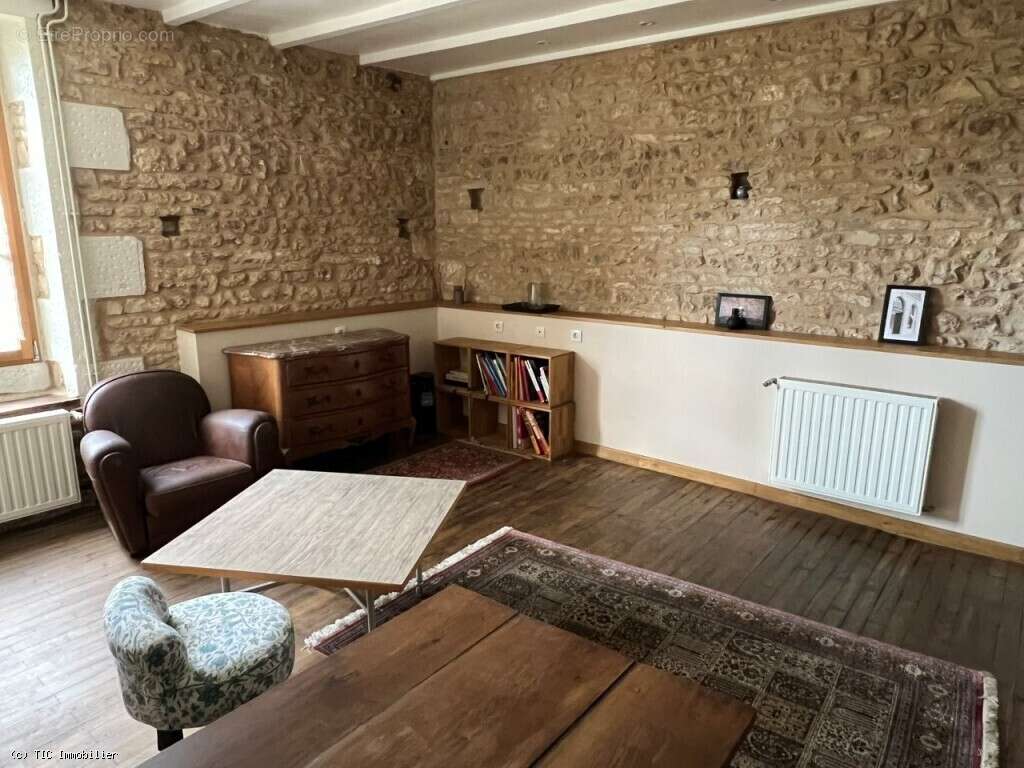 Maison à SAUZE-VAUSSAIS