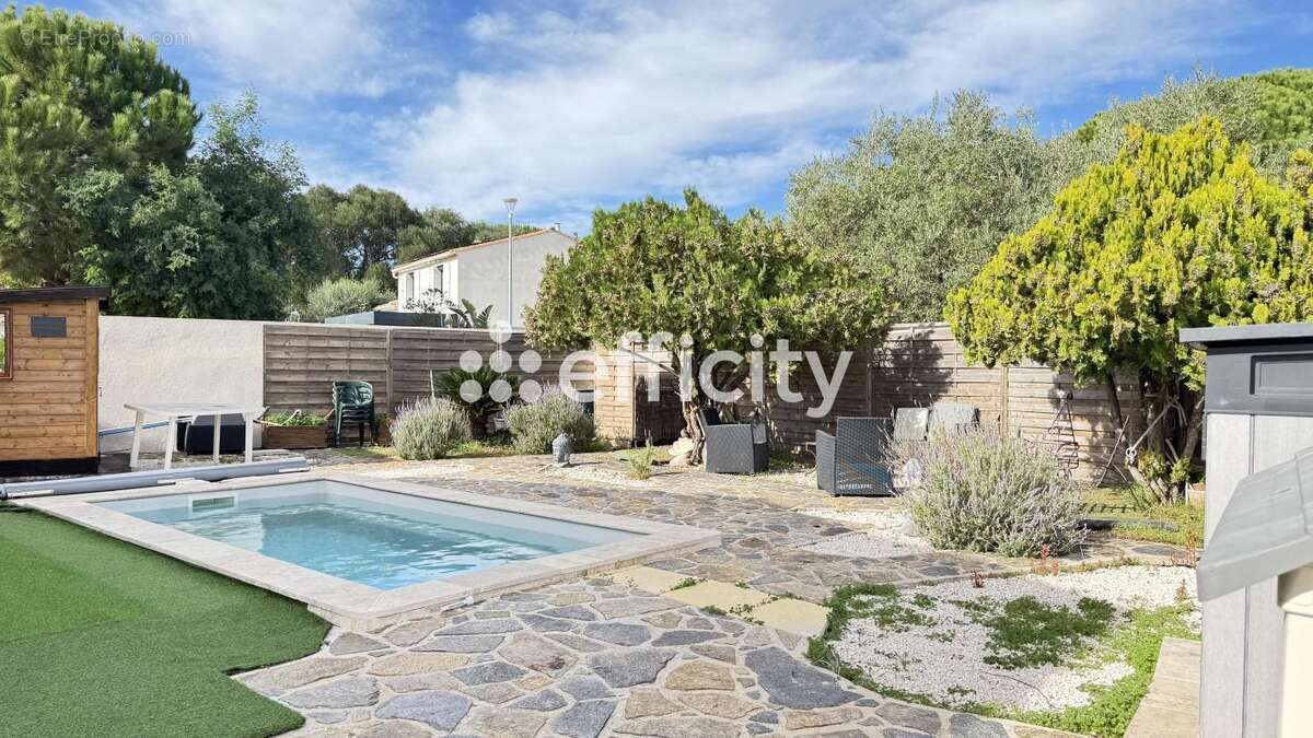 Maison à LA LONDE-LES-MAURES