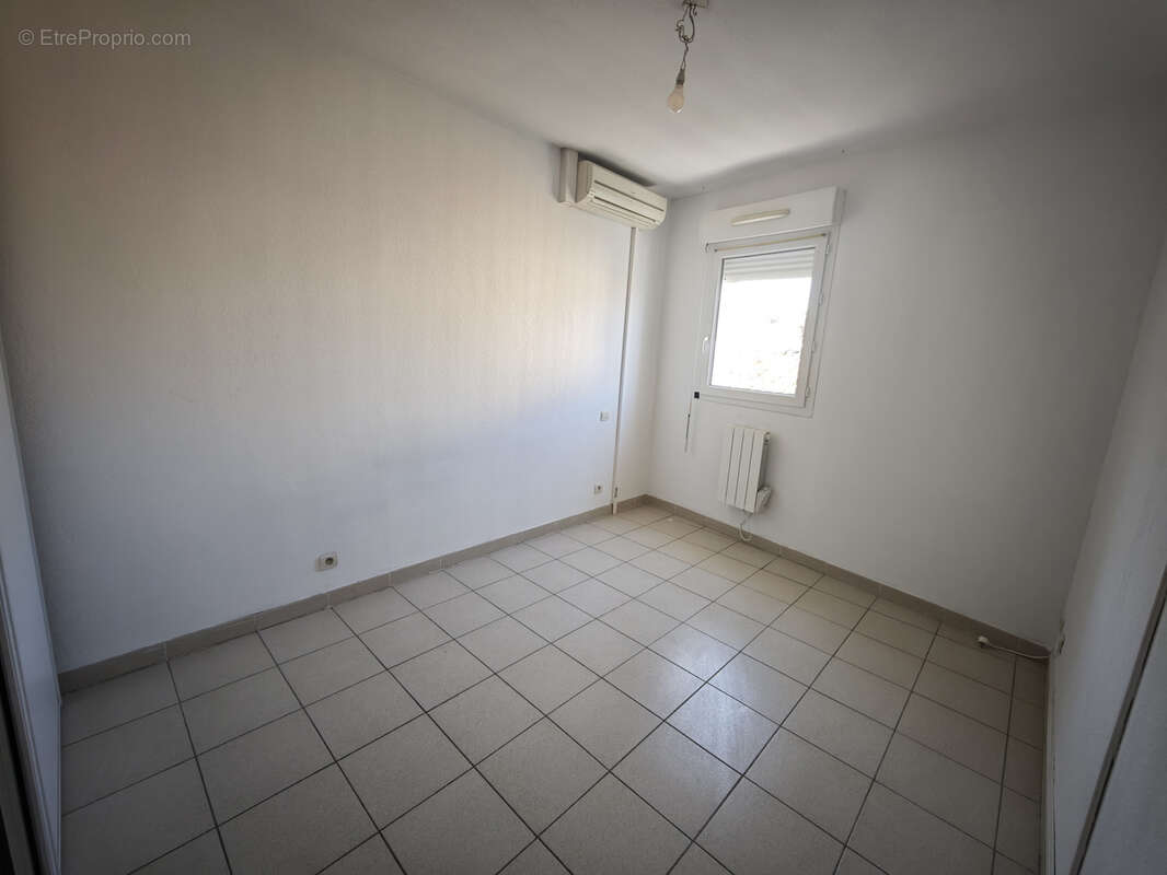 Appartement à MAUGUIO