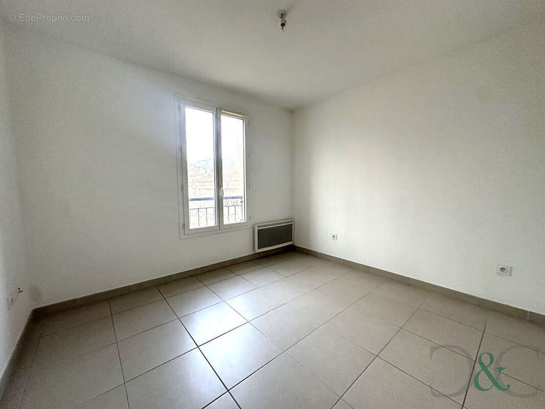 Appartement à BORMES-LES-MIMOSAS