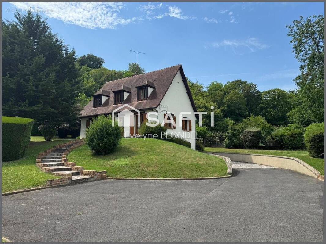Photo 1 - Maison à CAMBRONNE-LES-CLERMONT