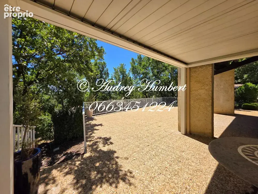 Exclusivite à manosque, quartier pinède, villa t6, 152 m², de caractère avec piscine sur 2 000 m² de terrain - photo 12