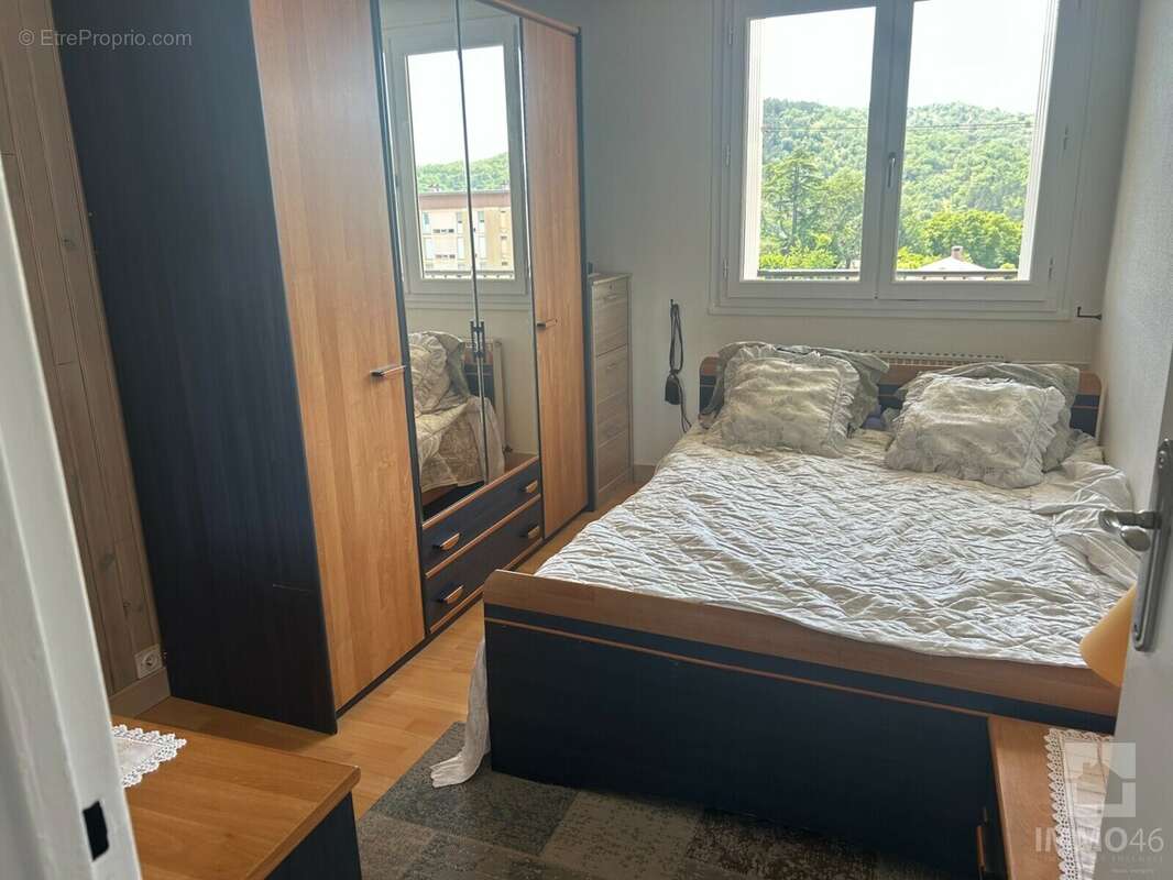 Maison 63 m² à Cahors  - photo 6
