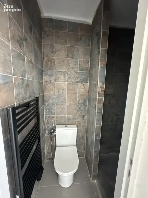 Appartement 25 m² à Marseille-3e  - photo 3