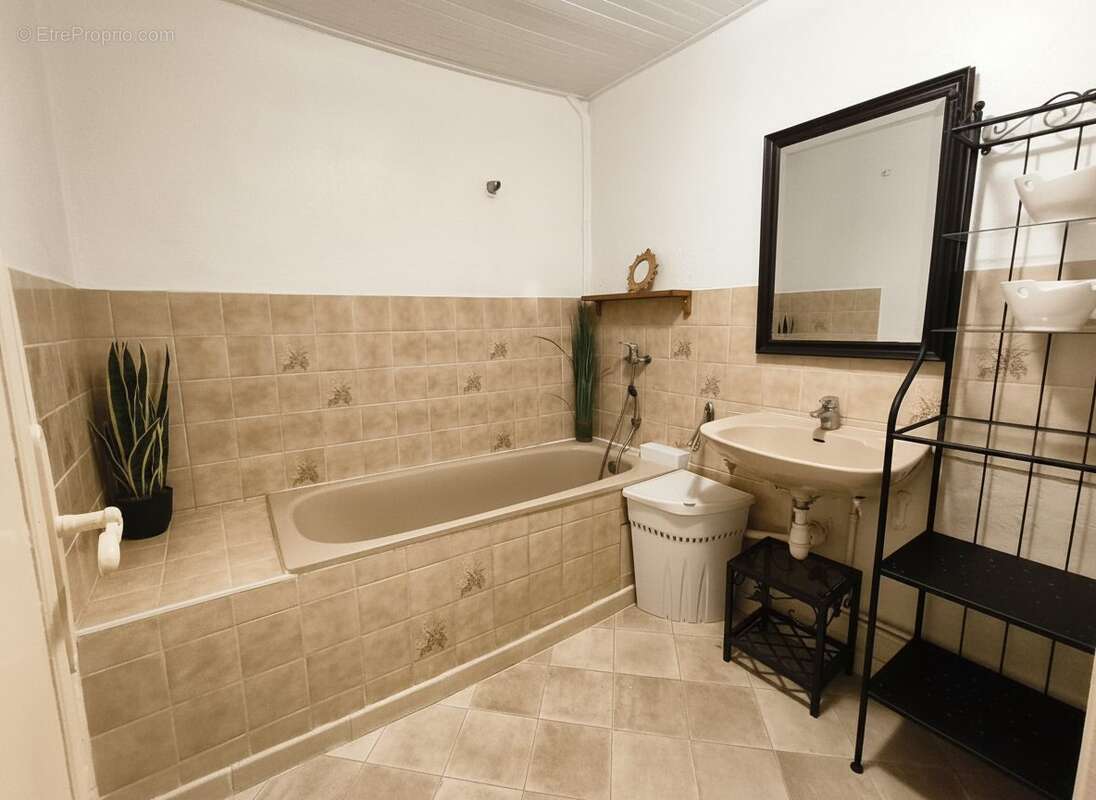 Appartement à FREJUS