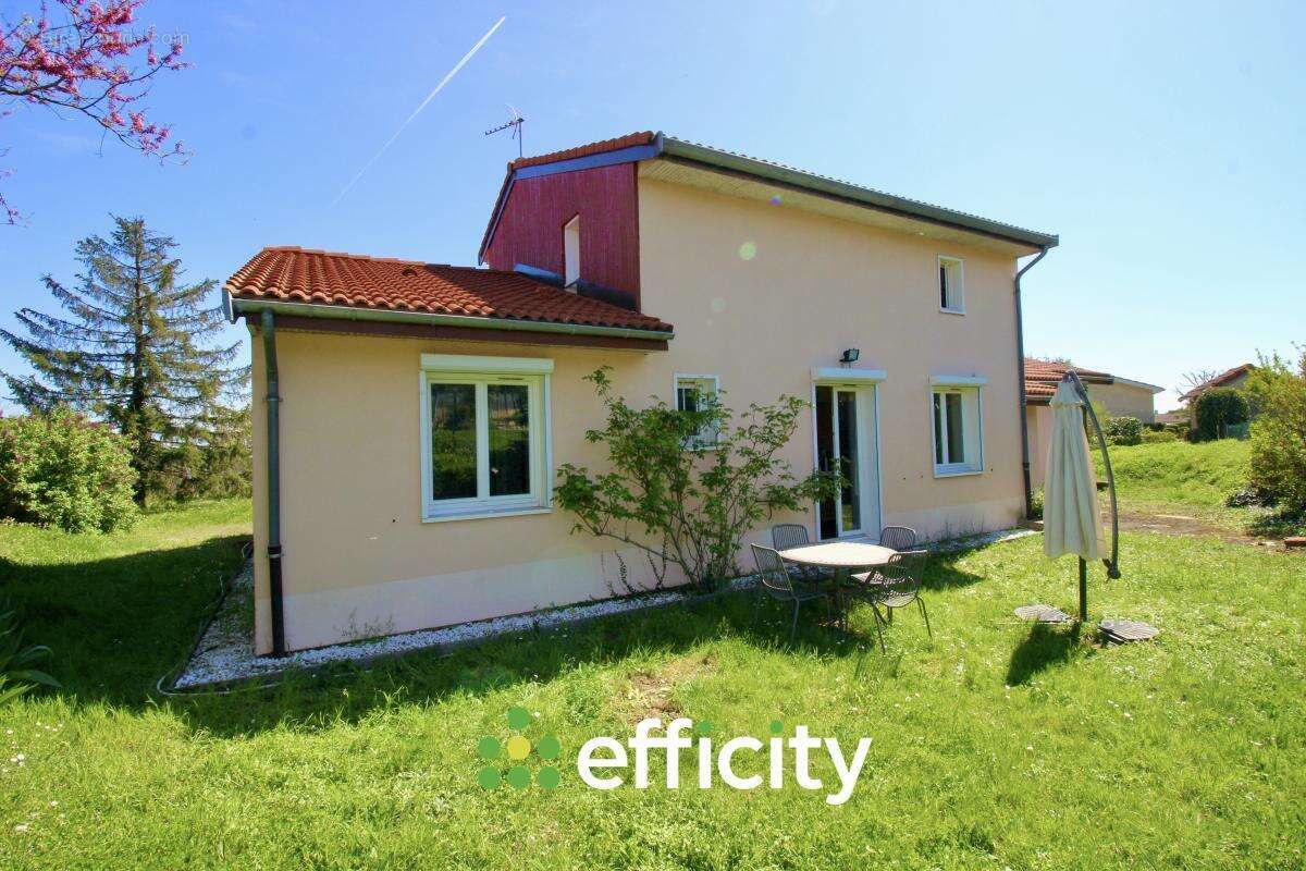 Maison à SAINTE-CONSORCE