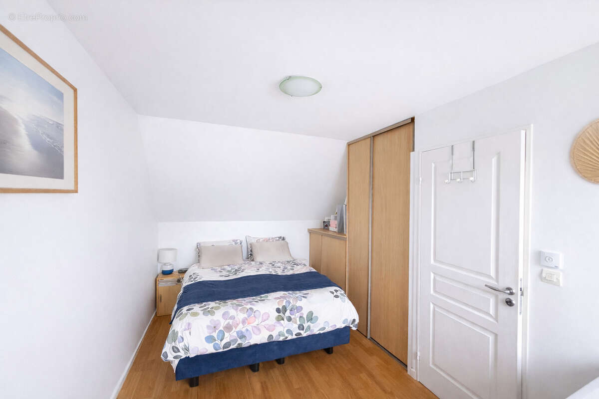 Maison à OZOIR-LA-FERRIERE