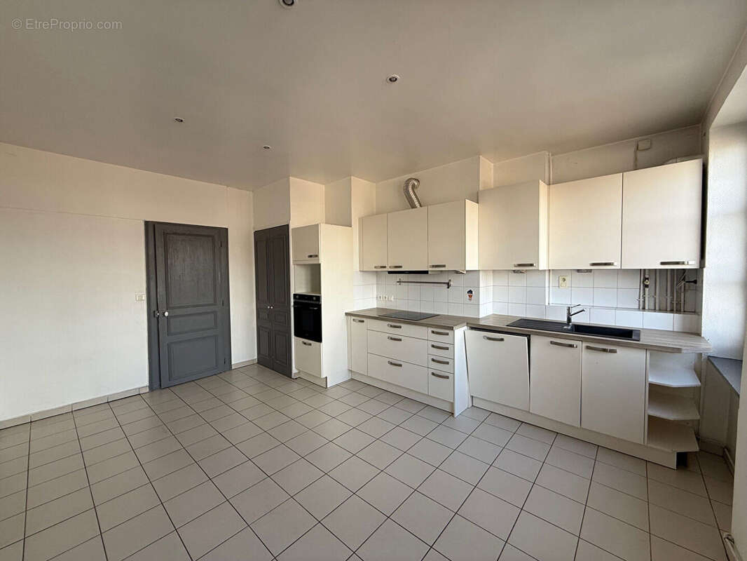 Appartement à LYON-6E