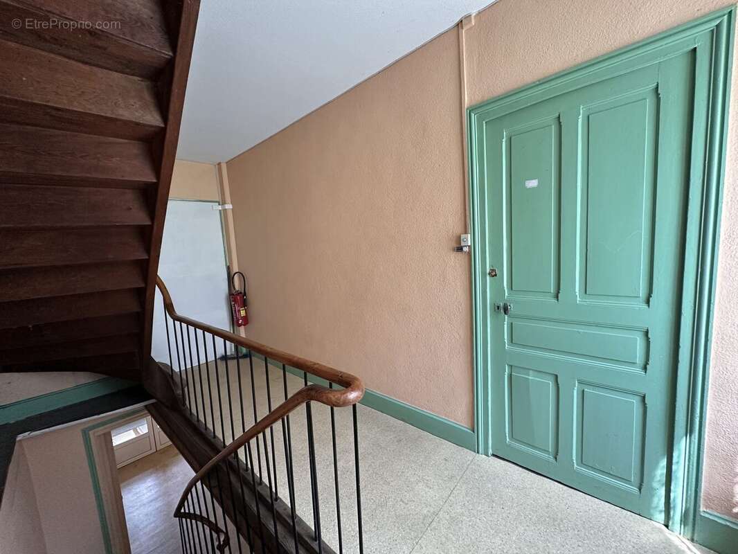 Appartement à NEUSSARGUES-MOISSAC