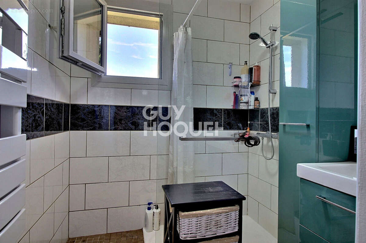 Maison de plain pied sur sous-sol à Lavangeot - photo 8