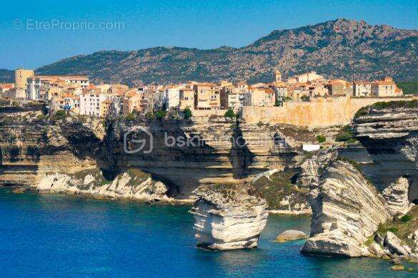 Appartement avec vue imprenable sur la mer au cœur de Bonifacio ! - photo 19