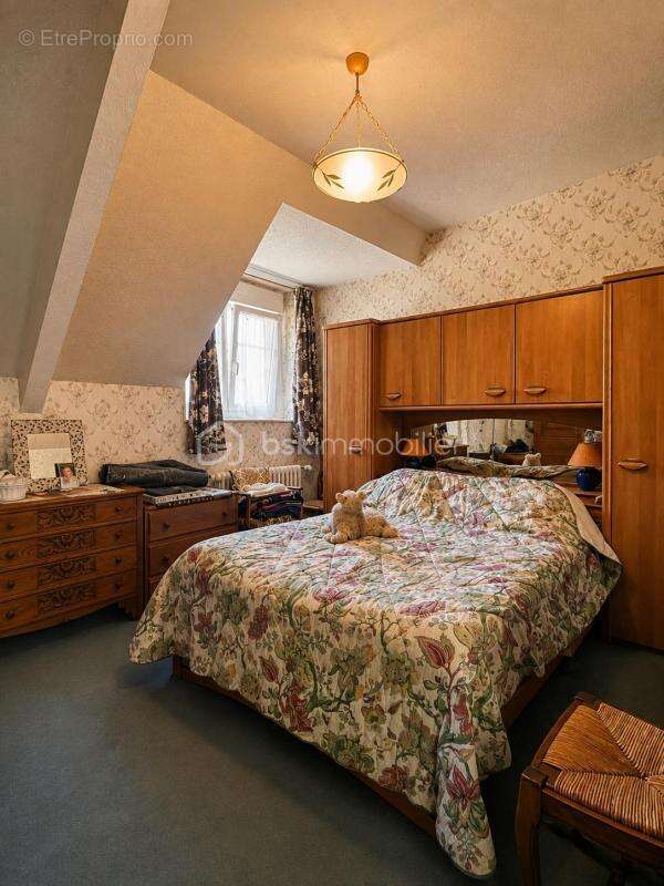 Élégante maison en pierre de 146 m² à Saint-Malo - photo 18