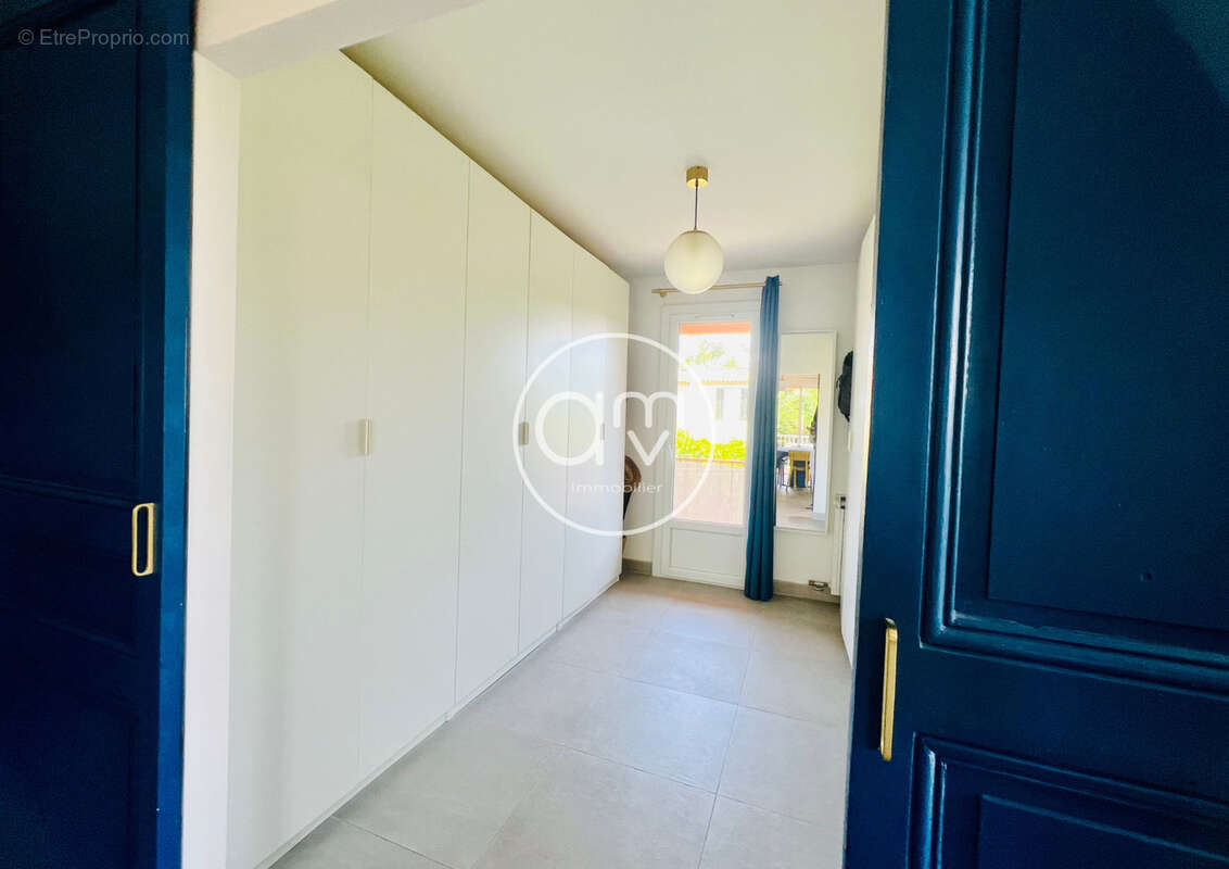 Appartement à HYERES