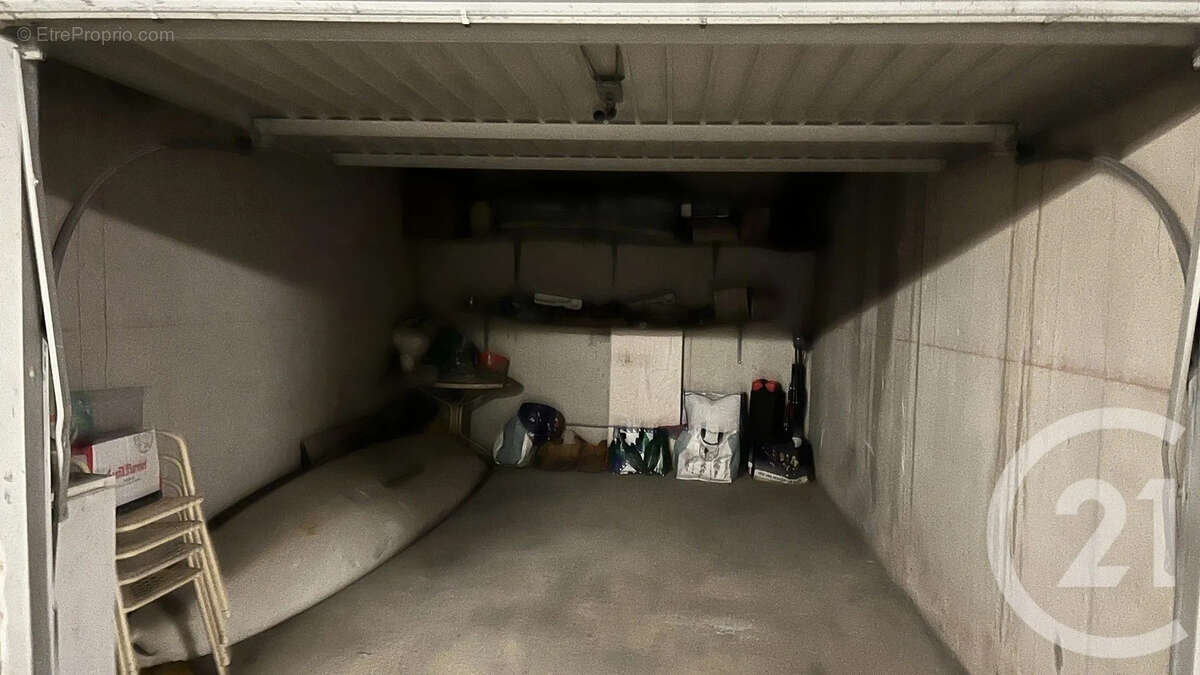 Appartement à BORMES-LES-MIMOSAS