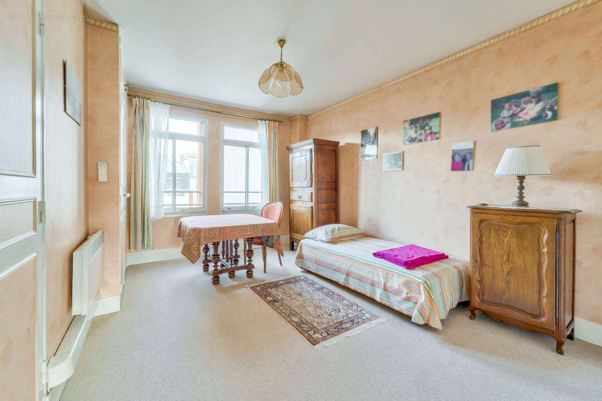 Appartement à SAINT-MANDE