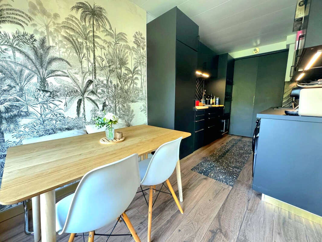 Appartement à MARSEILLE-9E