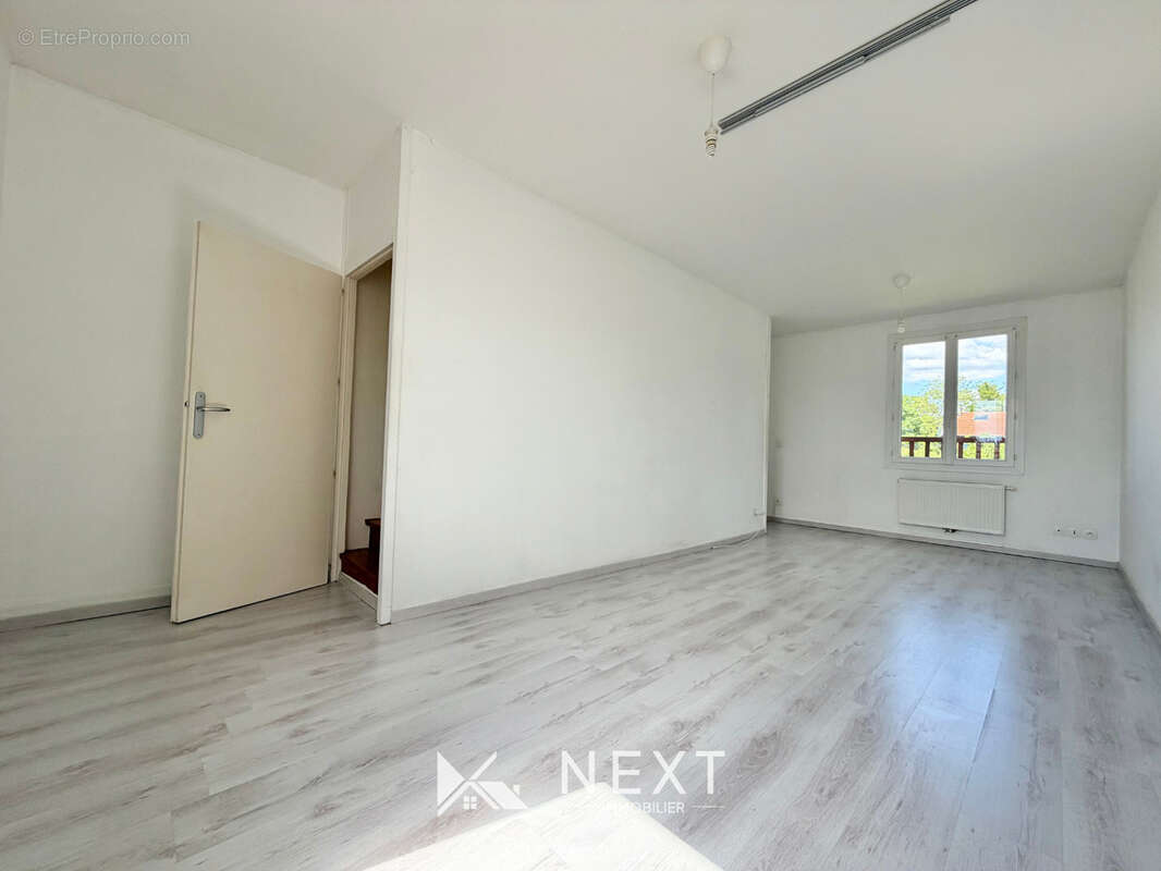 Appartement à VILLARD-BONNOT