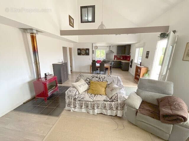 Maison 150 m² à Fays-La-Chapelle  - photo 3
