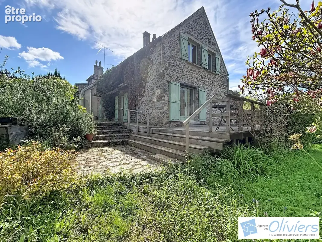 Photo Maison à Senlisse au prix de 315 000€