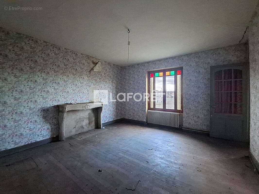 Maison à TAPONAS