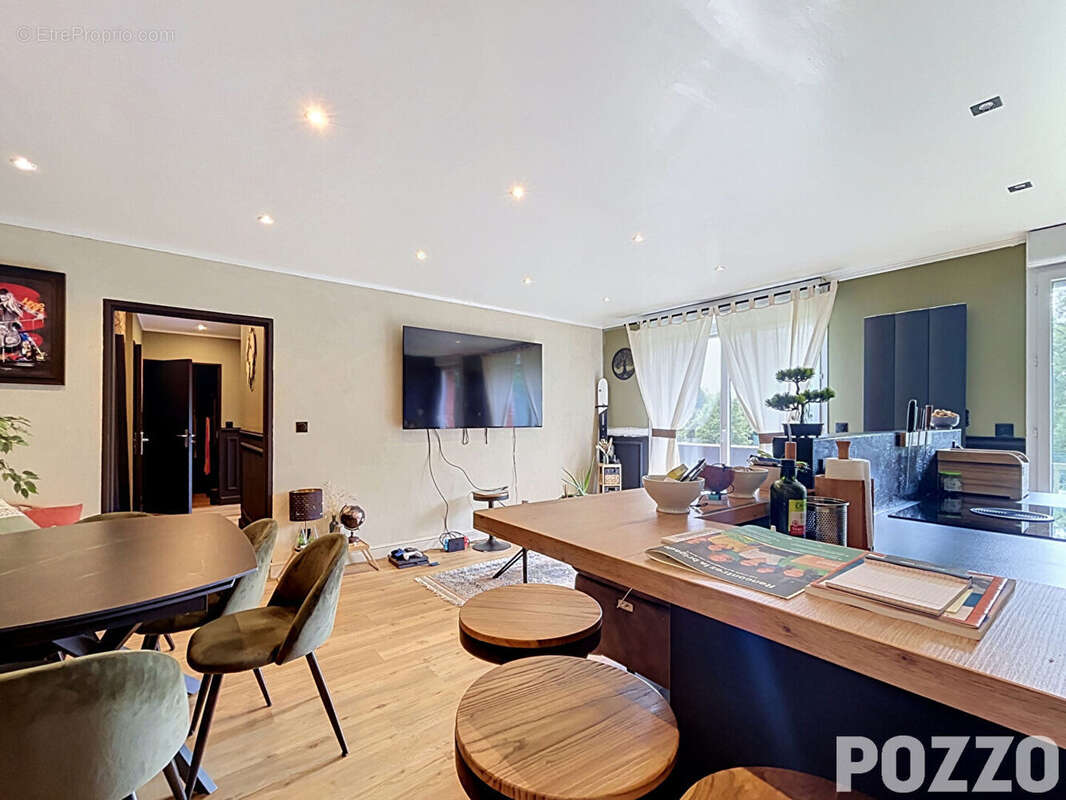 Magnifique appartement dans une résidence avec piscine et tennis - photo 3