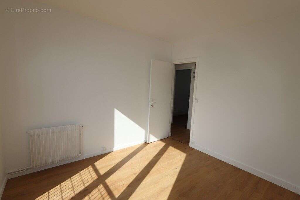 Appartement à CLICHY-SOUS-BOIS