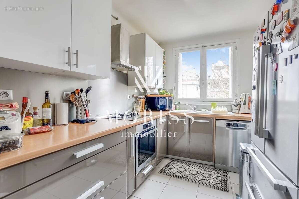 Appartement à CHARENTON-LE-PONT
