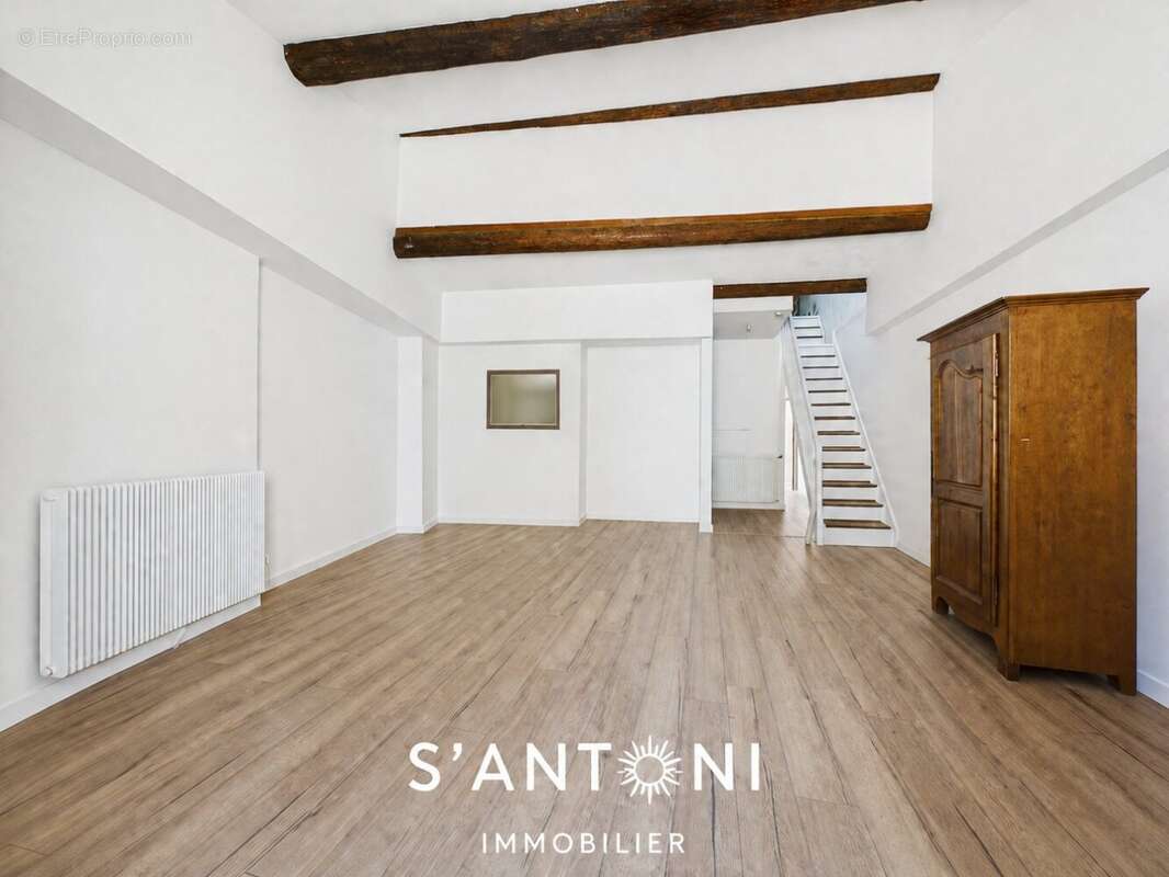 Magnifique T4 traversant de 123 m² avec mezzanine et potentiel terrasse - photo 3