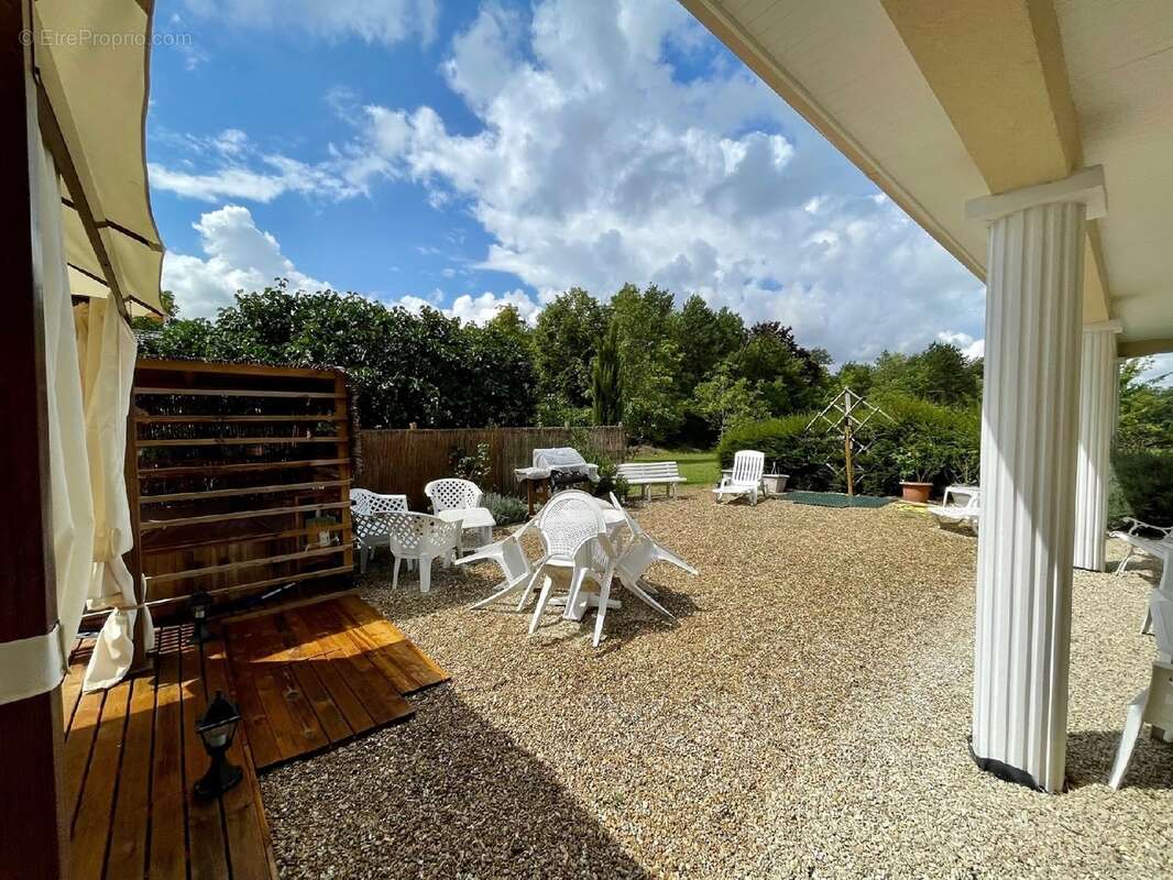 Maison à MILLY-LA-FORET