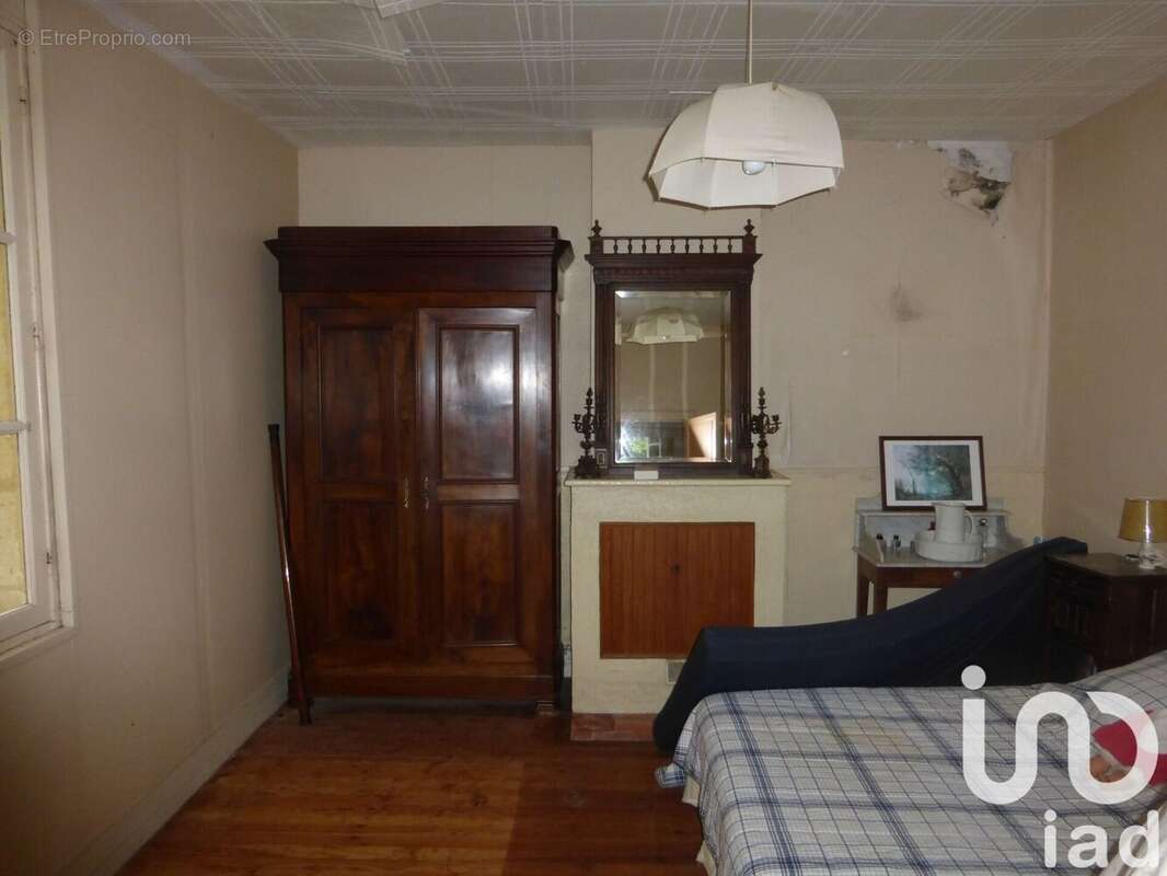 Maison 270 m² à La Clotte  - photo 6