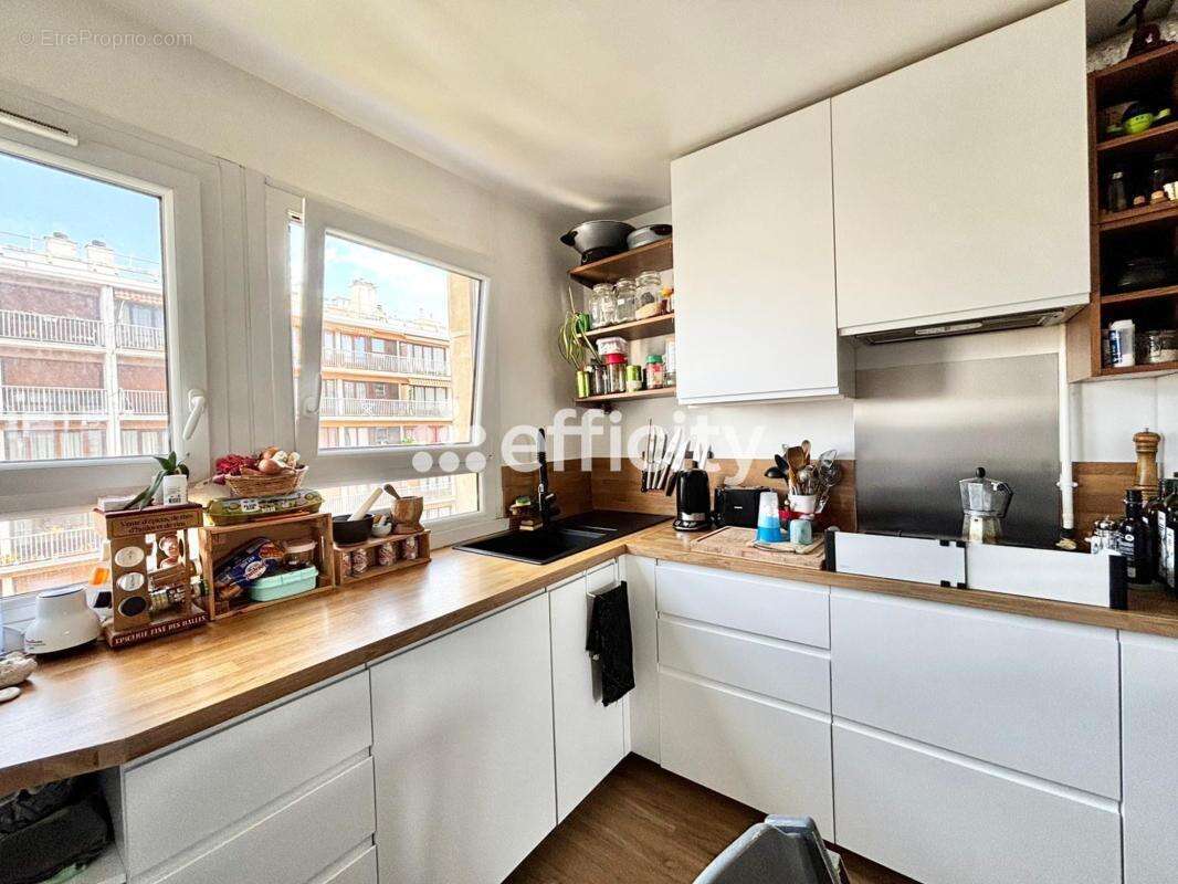 Appartement à ASNIERES-SUR-SEINE