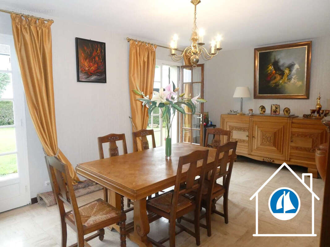 Maison à ARROMANCHES-LES-BAINS