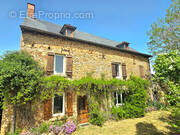 Maison à ANGLARS-SAINT-FELIX