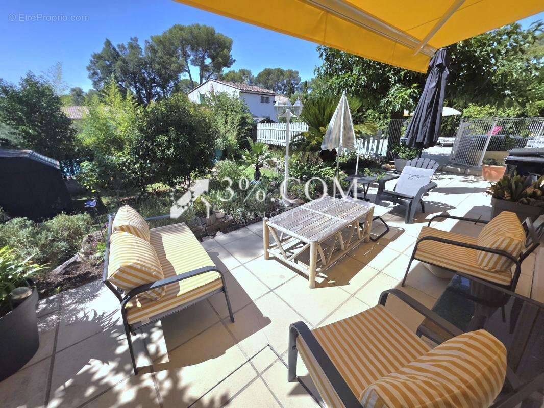 Villa rénovée avec piscine au calme - photo 21