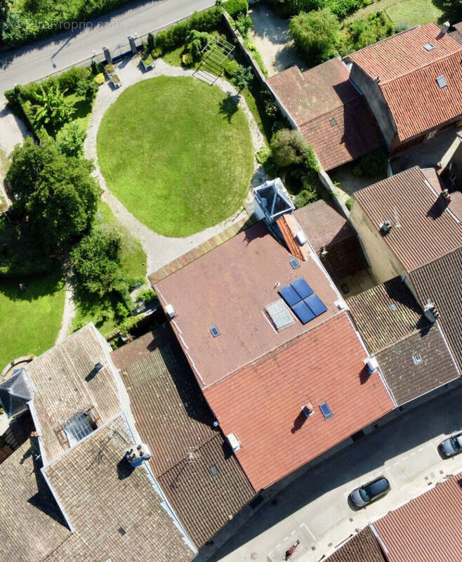 Maison à SAINT-AMOUR