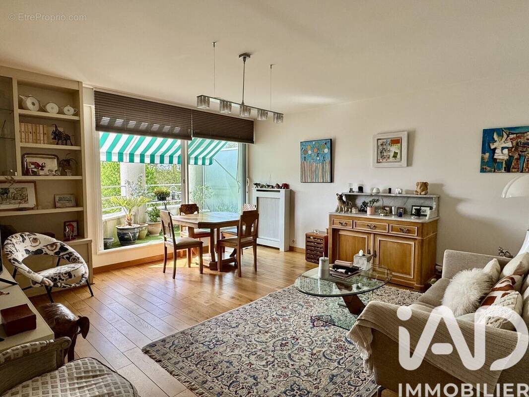Photo 1 - Appartement à RUEIL-MALMAISON