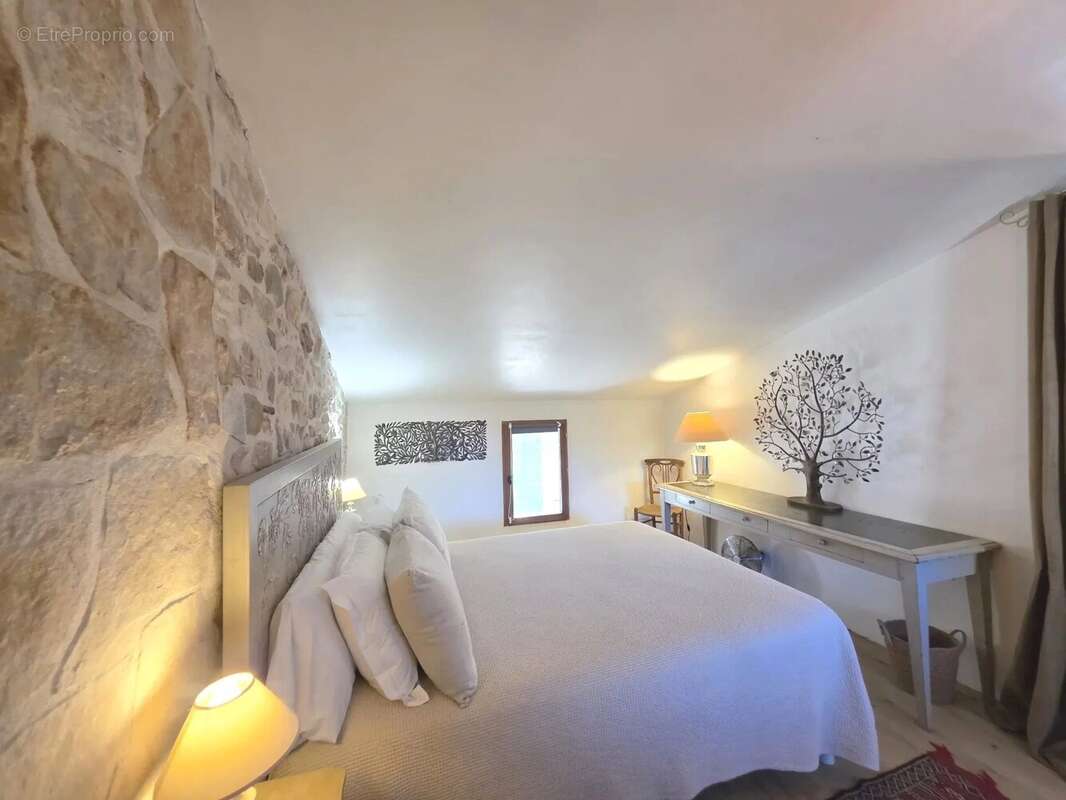 Maison à RUSTREL