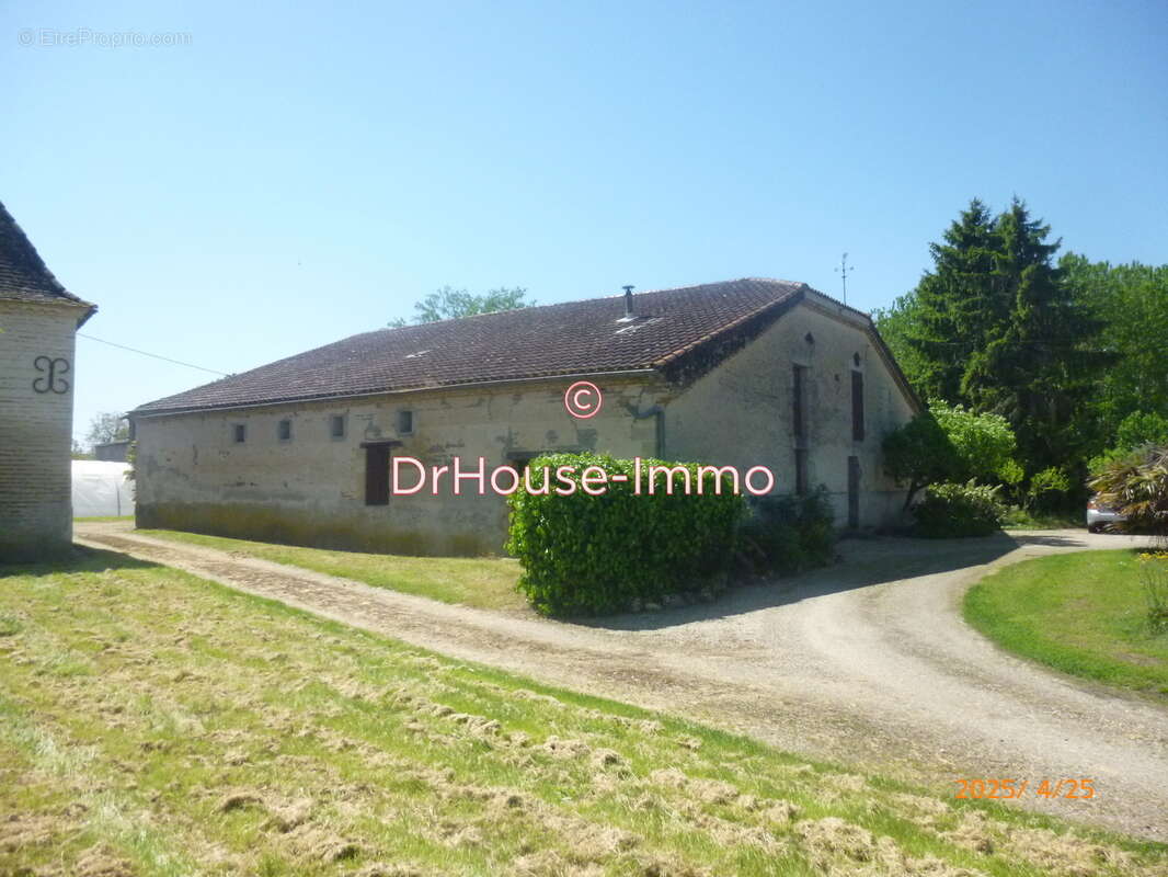 Maison à LONGUEVILLE