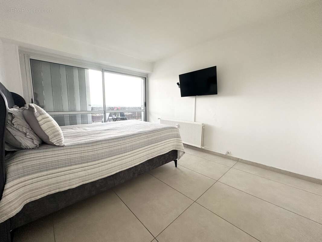 Appartement à LE PEAGE-DE-ROUSSILLON