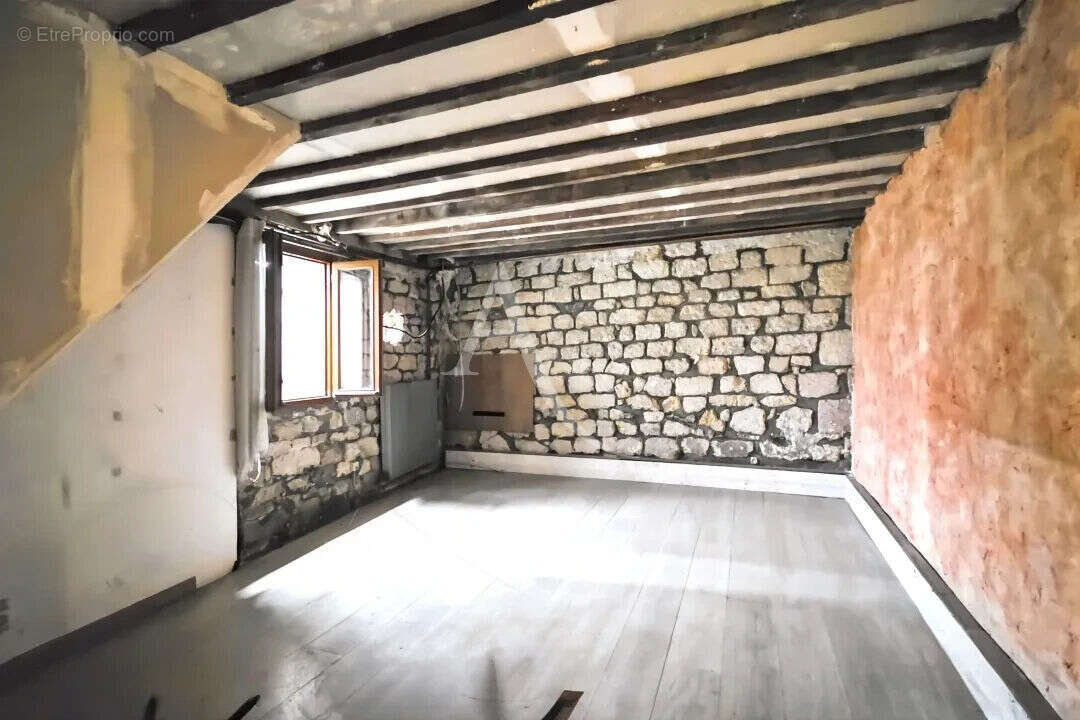 Maison à FREMECOURT