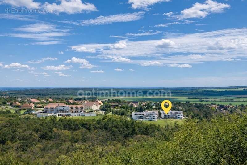 Appartement à MESSIGNY-ET-VANTOUX