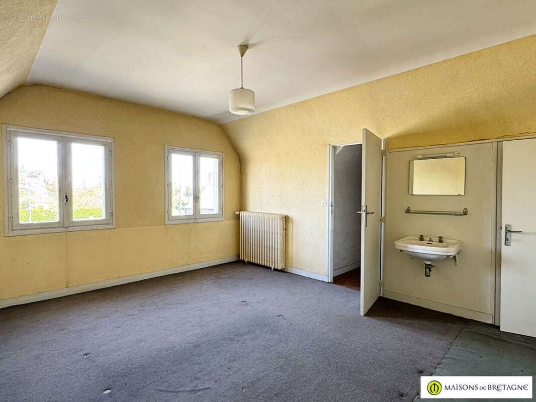 Maison à RIEC-SUR-BELON