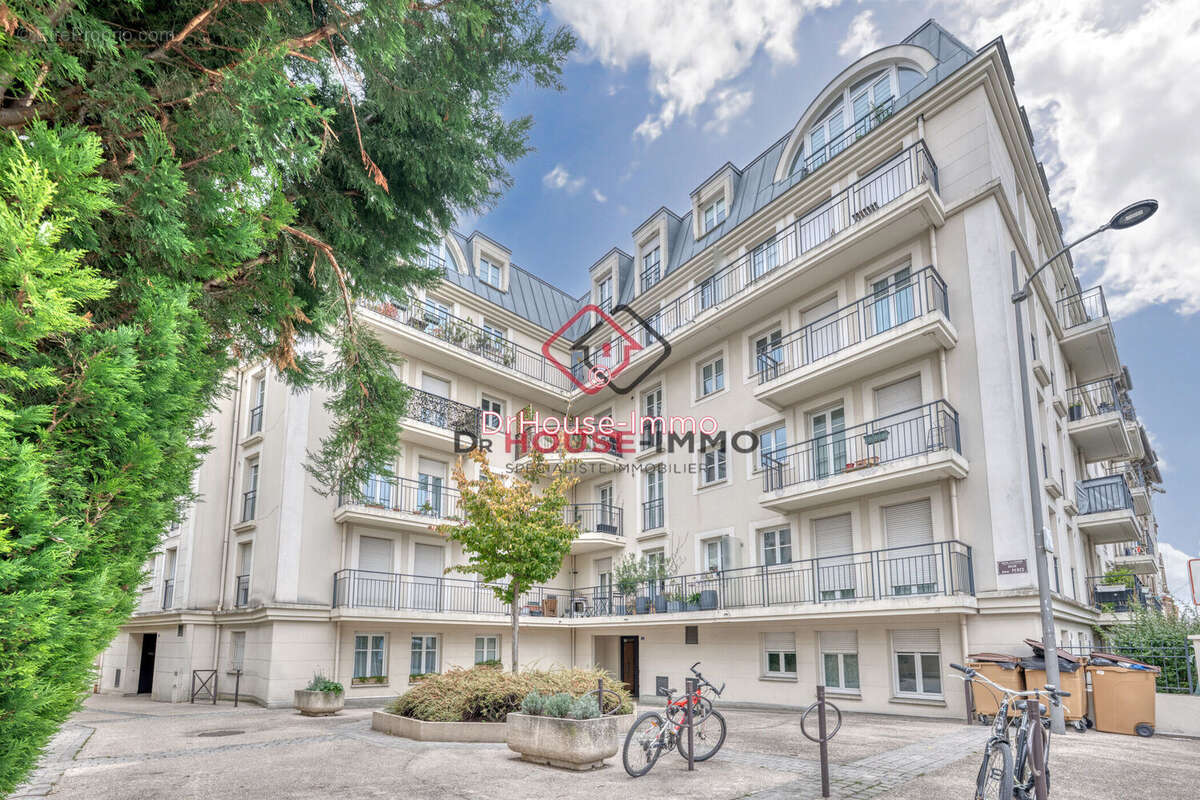 Appartement à DEUIL-LA-BARRE