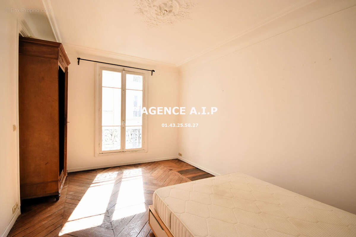 Appartement à PARIS-9E