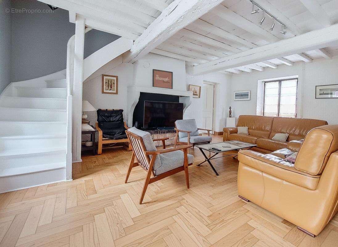 Maison à SAINT-PRIEST