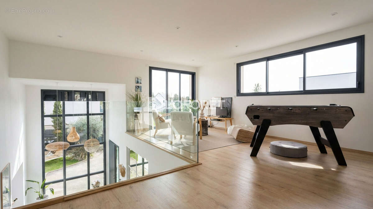 Maison à SAINT-CYR-SUR-LOIRE