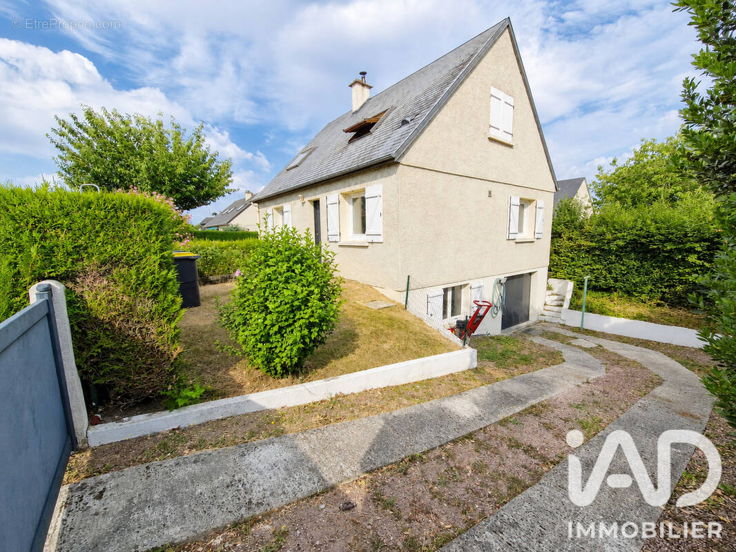 Photo 1 - Maison à FONTENAY-LE-PESNEL