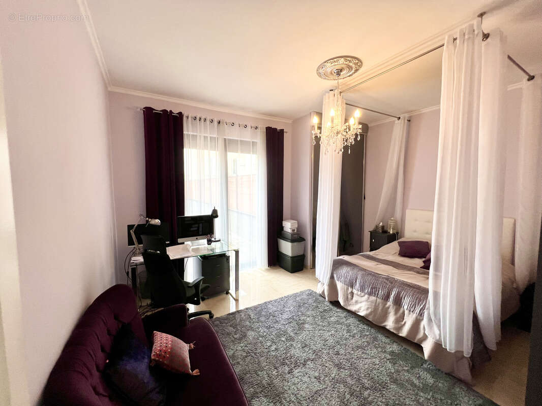 Cannes limite banane t4/t5 de 146m2 3 terrasse 257m2 4375€/ m2 - photo 10