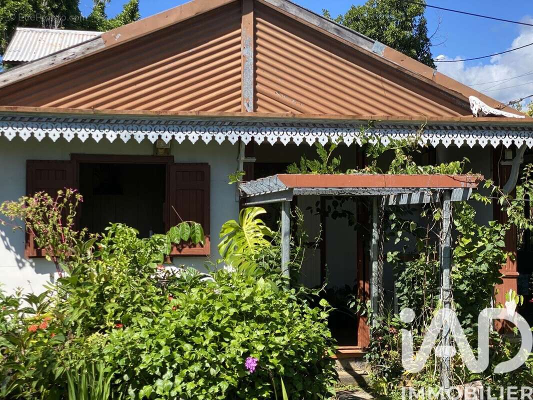 Photo 2 - Maison à SAINT-BENOIT